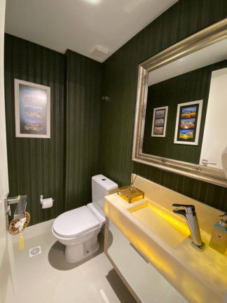 Imagem Apartamento com 3 Quartos à Venda, 310 m² em Centro - Balneário Camboriú Imagem Apartamento com 3 Quartos à Venda, 310 m² em Centro - Balneário Camboriú