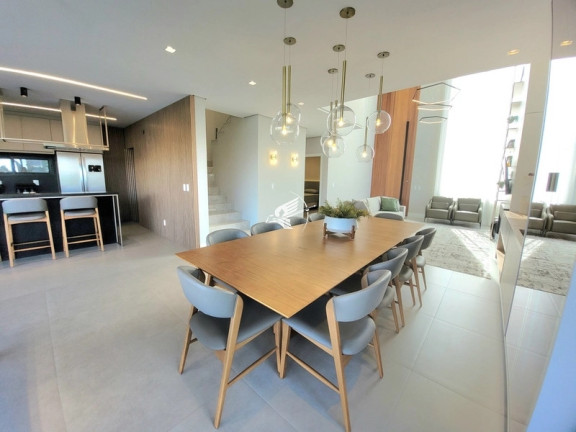 Imagem Casa de Condomínio com 4 Quartos à Venda, 226 m² em Sunset - Xangri-lá Imagem Casa de Condomínio com 4 Quartos à Venda, 226 m² em Sunset - Xangri-lá