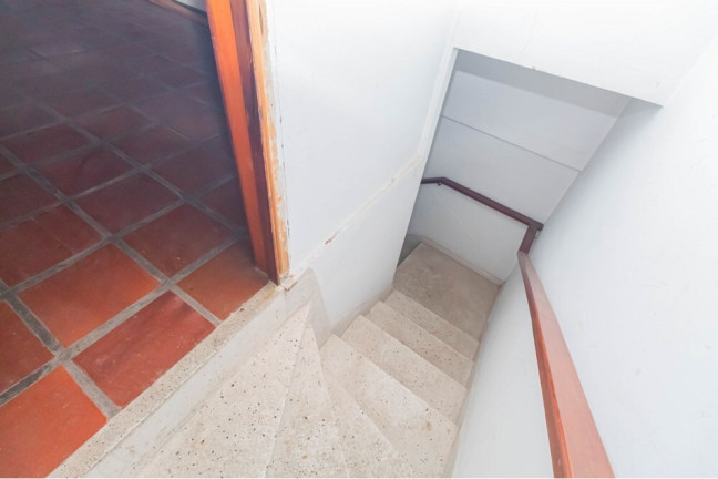 Imagem Casa com 6 Quartos à Venda, 190 m² em Santana - Porto Alegre