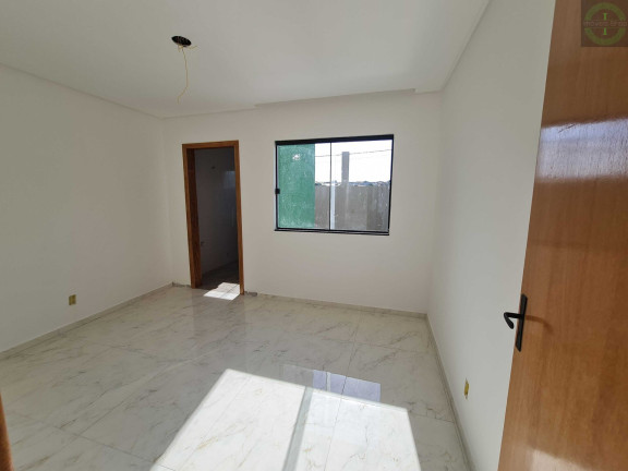 Imagem Casa com 3 Quartos à Venda, 100 m² em Uvaranas - Ponta Grossa