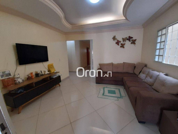Sobrado com 5 Quartos à Venda, 256 m² em Residencial Recreio Panorama - Goiânia