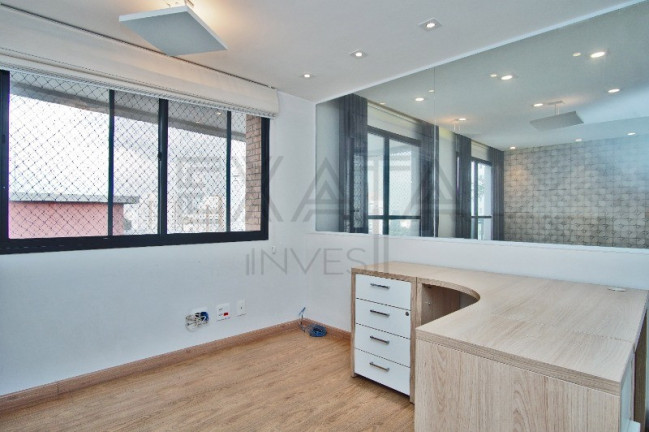 Imagem Imóvel com 3 Quartos à Venda, 184 m² em Vila Andrade - São Paulo