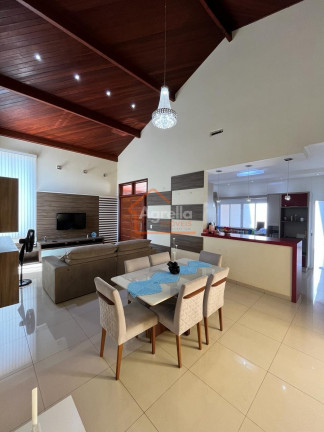 Imagem Casa com 3 Quartos à Venda, 310 m² em Santa Cruz - Mogi Guaçu Imagem Casa com 3 Quartos à Venda, 310 m² em Santa Cruz - Mogi Guaçu