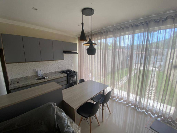 Imagem Casa com 3 Quartos à Venda, 110 m² em Mariscal - Bombinhas