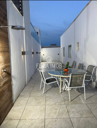 Imagem Casa com 3 Quartos para Temporada,  em Arembepe - Camaçari