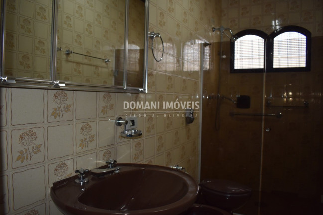 Imagem Casa com 3 Quartos à Venda, 280 m² em Região Da Abernéssia - Campos Do Jordão Imagem Casa com 3 Quartos à Venda, 280 m² em Região Da Abernéssia - Campos Do Jordão