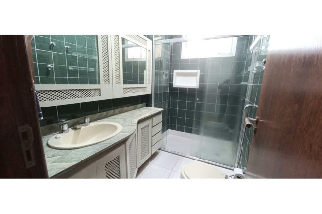 Imagem Imóvel com 3 Quartos à Venda, em Pinheiros - São Paulo Imagem Imóvel com 3 Quartos à Venda, em Pinheiros - São Paulo
