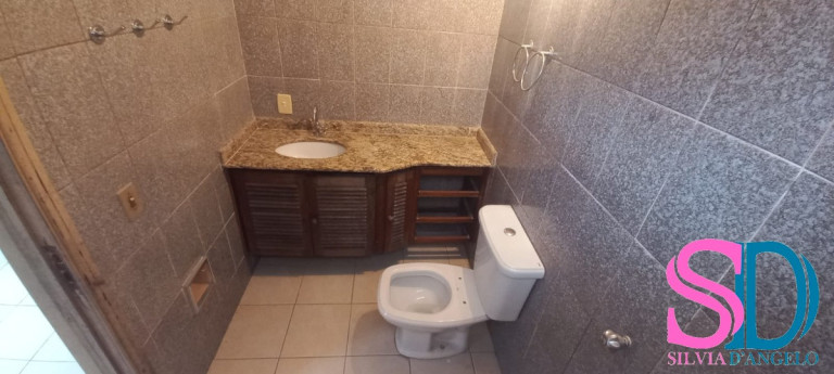 Imagem Casa com 6 Quartos à Venda, 250 m² em Perequê Açu - Ubatuba Imagem Casa com 6 Quartos à Venda, 250 m² em Perequê Açu - Ubatuba