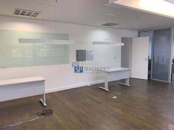 Imagem Sala Comercial à Venda ou Locação, 77 m² em Pinheiros - São Paulo Imagem Sala Comercial à Venda ou Locação, 77 m² em Pinheiros - São Paulo