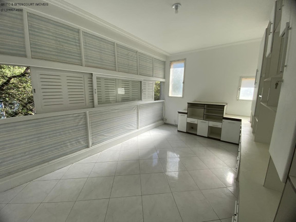 Imagem Imóvel com 4 Quartos à Venda, 154 m² em Vitoria - Salvador Imagem Imóvel com 4 Quartos à Venda, 154 m² em Vitoria - Salvador
