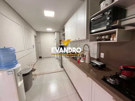 Imagem Casa com 3 Quartos à Venda, 169 m² em Santa Rosa - Cuiabá
