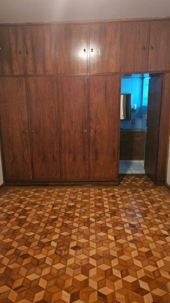 Imagem Casa com 3 Quartos à Venda, 520 m² em Centro - Arapongas