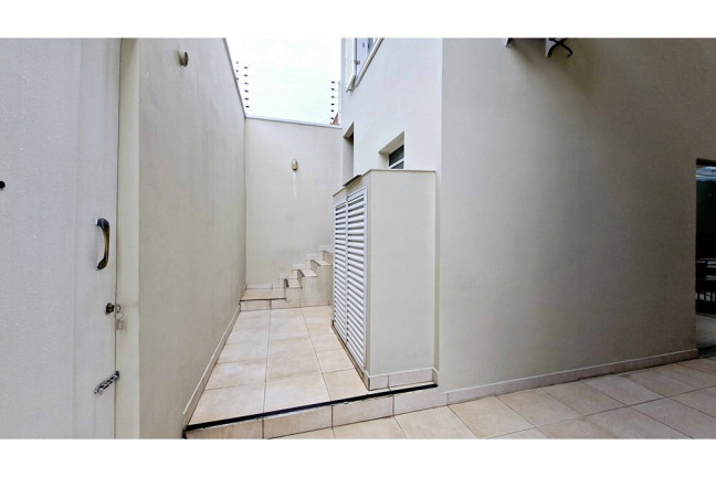 Imagem Casa com 3 Quartos à Venda, 295 m² em Caxingui - São Paulo Imagem Casa com 3 Quartos à Venda, 295 m² em Caxingui - São Paulo