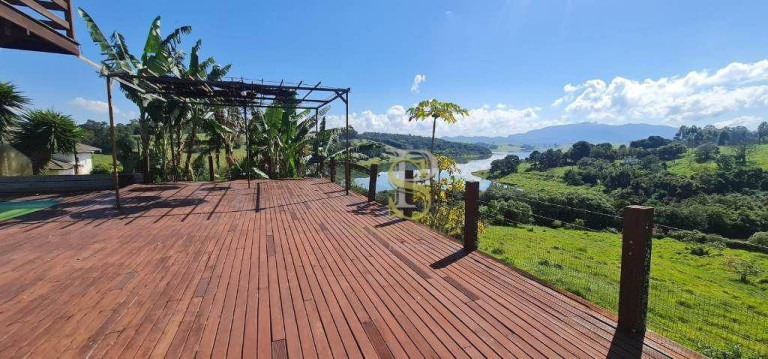 Imagem Chácara com 4 Quartos à Venda, 247 m² em Condomínio Santa Fé - Piracaia Imagem Chácara com 4 Quartos à Venda, 247 m² em Condomínio Santa Fé - Piracaia