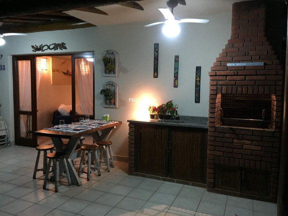 Imagem Casa com 4 Quartos à Venda, 115 m² em Camburi - São Sebastião Imagem Casa com 4 Quartos à Venda, 115 m² em Camburi - São Sebastião