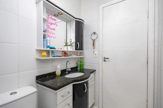 Imagem Sobrado com 4 Quartos à Venda, 139 m² em Campo Comprido - Curitiba