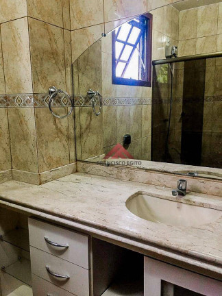 Imagem Casa com 6 Quartos à Venda, 264 m² em Maria Paula - Niterói Imagem Casa com 6 Quartos à Venda, 264 m² em Maria Paula - Niterói