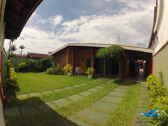 Imagem Casa com 6 Quartos para Temporada, 300 m² em Praia Grande - Ubatuba Imagem Casa com 6 Quartos para Temporada, 300 m² em Praia Grande - Ubatuba