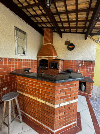 Casa com 2 Quartos à Venda,  em Vila Sao Jorge - Praia Grande