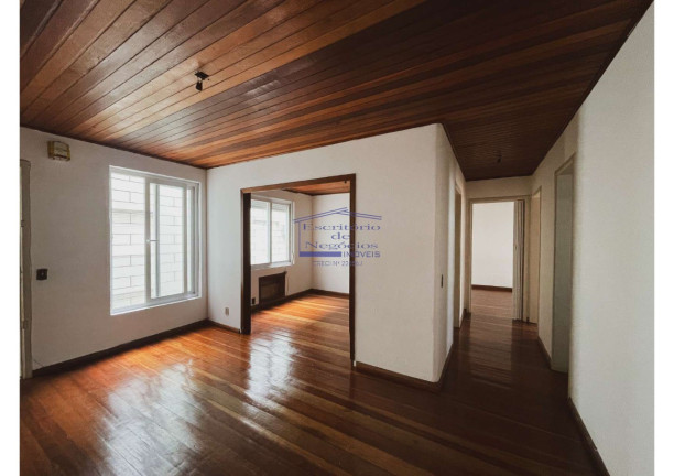 Imagem Imóvel com 3 Quartos à Venda, 68 m² em Camaquã - Porto Alegre