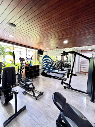 Imagem Imóvel com 3 Quartos à Venda, 197 m² em Pituba - Salvador