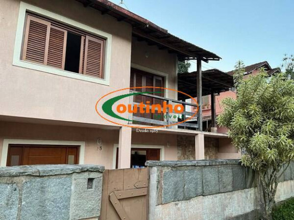 Imagem Casa com 3 Quartos à Venda, 146 m² em Agriões - Teresópolis