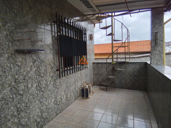 Imagem Casa com 3 Quartos à Venda, 254 m² Imagem Casa com 3 Quartos à Venda, 254 m²
