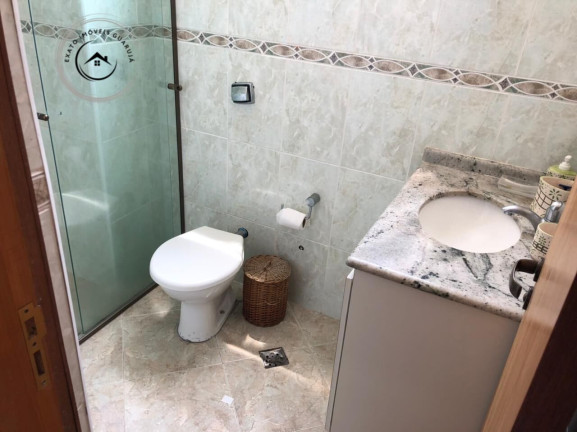 Imagem Apartamento com 3 Quartos à Venda, 135 m²