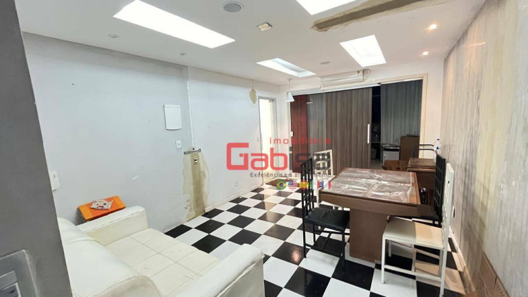 Sala Comercial para Alugar, 70 m² em Centro - Cabo Frio