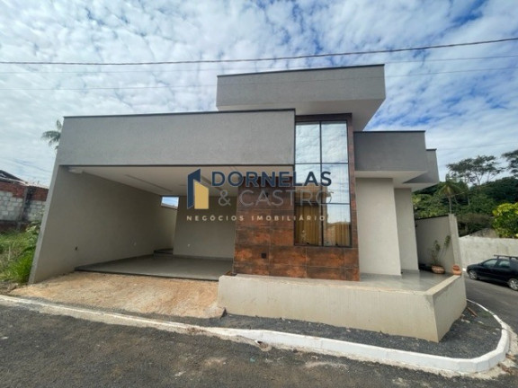 Imagem Casa com 3 Quartos à Venda, 200 m² em Guará I - Brasília Imagem Casa com 3 Quartos à Venda, 200 m² em Guará I - Brasília