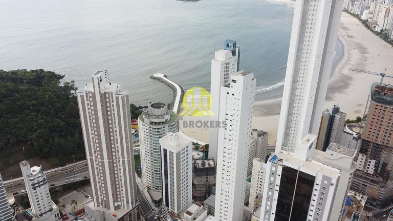 Imagem Apartamento com 4 Quartos à Venda, 160 m² em Pioneiros - Balneário Camboriú Imagem Apartamento com 4 Quartos à Venda, 160 m² em Pioneiros - Balneário Camboriú