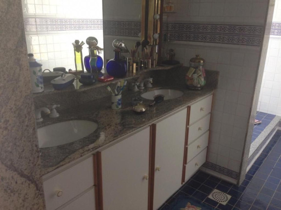 Imagem Casa com 5 Quartos à Venda, 1.000 m² em Quebra Frascos - Teresópolis