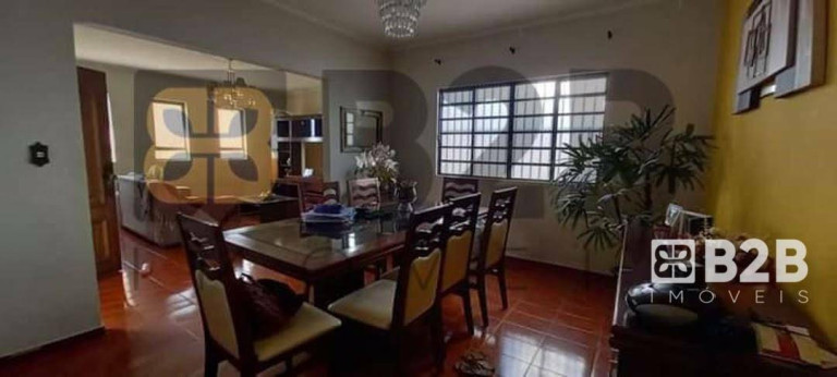 Imagem Casa com 3 Quartos à Venda, 241 m² em Vila Lemos - Bauru Imagem Casa com 3 Quartos à Venda, 241 m² em Vila Lemos - Bauru