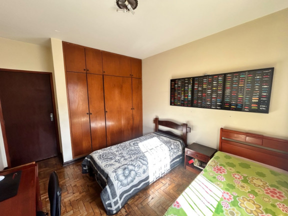 Imagem Casa com 2 Quartos à Venda, 136 m² em Jardim Regis - São Paulo
