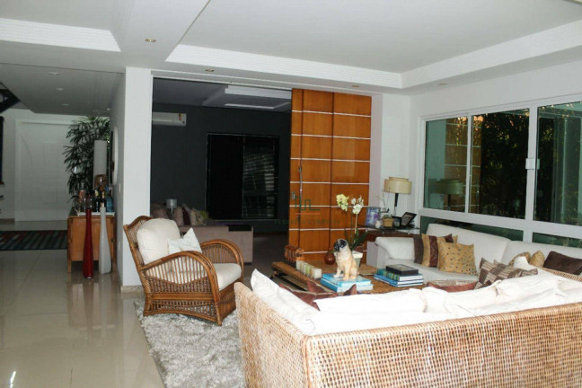Imagem Casa com 4 Quartos à Venda, 382 m² em Camboinhas - Niterói Imagem Casa com 4 Quartos à Venda, 382 m² em Camboinhas - Niterói