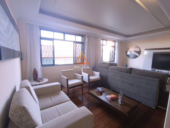 Imagem Apartamento com 4 Quartos à Venda, 145 m²