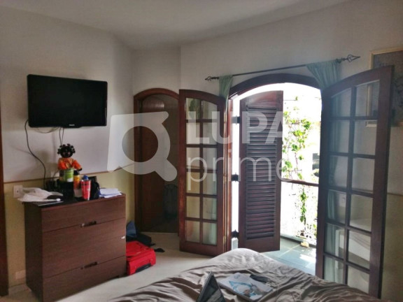 Imagem Casa com 10 Quartos à Venda, 800 m² em Vila Maria - São Paulo Imagem Casa com 10 Quartos à Venda, 800 m² em Vila Maria - São Paulo