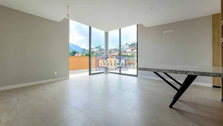 Imagem Cobertura com 3 Quartos à Venda, 210 m² em Agriões - Teresópolis Imagem Cobertura com 3 Quartos à Venda, 210 m² em Agriões - Teresópolis