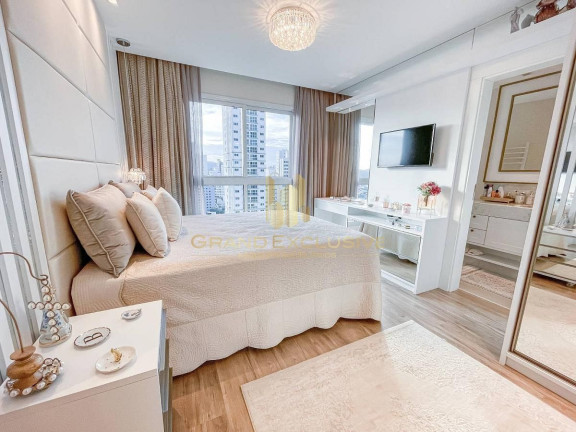 Imagem Apartamento com 3 Quartos à Venda, 126 m² em Centro - Balneário Camboriú