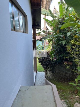 Imagem Casa com 6 Quartos à Venda, 260 m² em Fortaleza - Ubatuba Imagem Casa com 6 Quartos à Venda, 260 m² em Fortaleza - Ubatuba