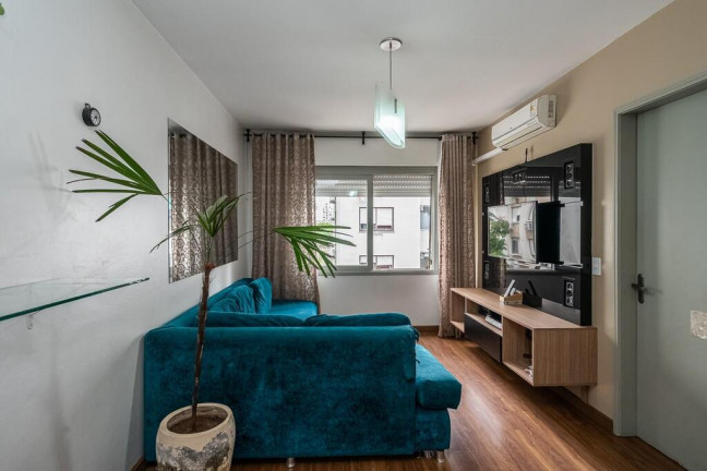 Imagem Apartamento com 1 Quarto à Venda, 44 m² em Santana - Porto Alegre