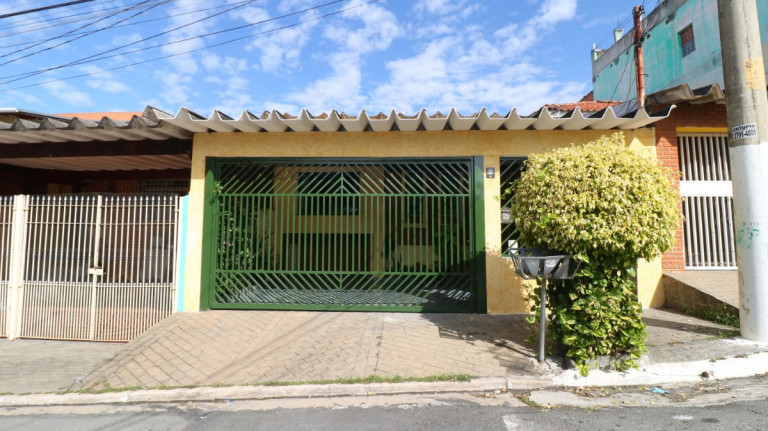 Casa com 4 Quartos à Venda, 188 m² em Bortolândia - São Paulo