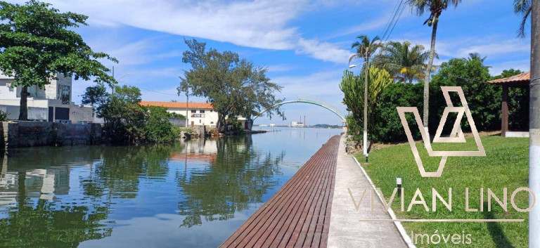 Imagem Casa com 3 Quartos à Venda, 120 m² em Palmeiras - Cabo Frio