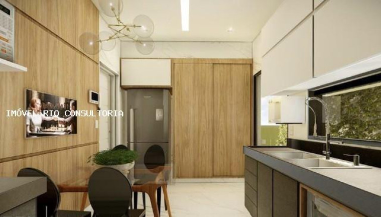 Imagem Casa com 5 Quartos à Venda, 320 m² em Rio De Janeiro Imagem Casa com 5 Quartos à Venda, 320 m² em Rio De Janeiro