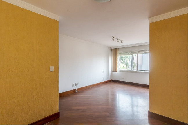 Imagem Imóvel com 3 Quartos à Venda,  em Auxiliadora - Porto Alegre
