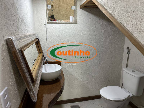 Imagem Casa com 3 Quartos à Venda, 220 m² em Andaraí - Rio De Janeiro Imagem Casa com 3 Quartos à Venda, 220 m² em Andaraí - Rio De Janeiro
