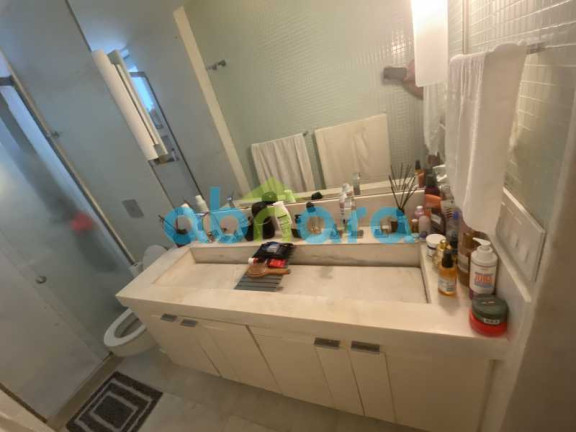 Imagem Apartamento com 3 Quartos à Venda, 184 m² em Copacabana - Rio De Janeiro Imagem Apartamento com 3 Quartos à Venda, 184 m² em Copacabana - Rio De Janeiro