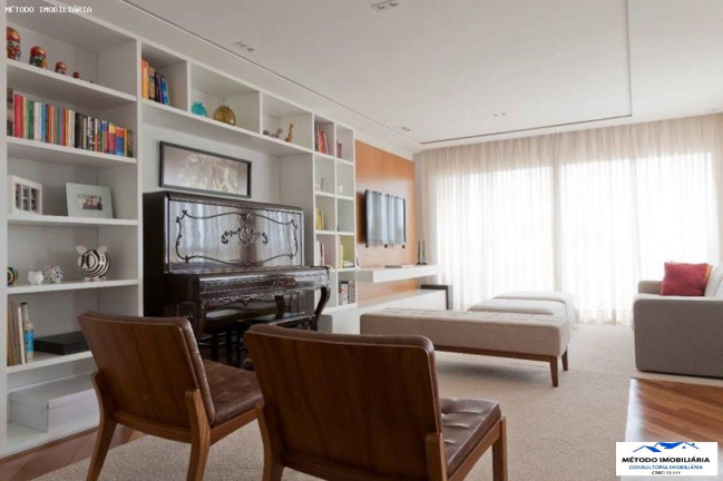 Imagem Apartamento com 2 Quartos à Venda, 120 m² em Pinheiros - São Paulo Imagem Apartamento com 2 Quartos à Venda, 120 m² em Pinheiros - São Paulo