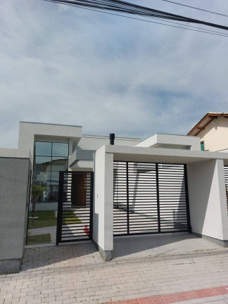 Imagem Casa com 2 Quartos à Venda, 74 m² em Bombas - Bombinhas