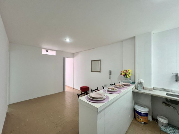 Kitnet com 1 Quarto à Venda, 36 m² em Tupi - Praia Grande